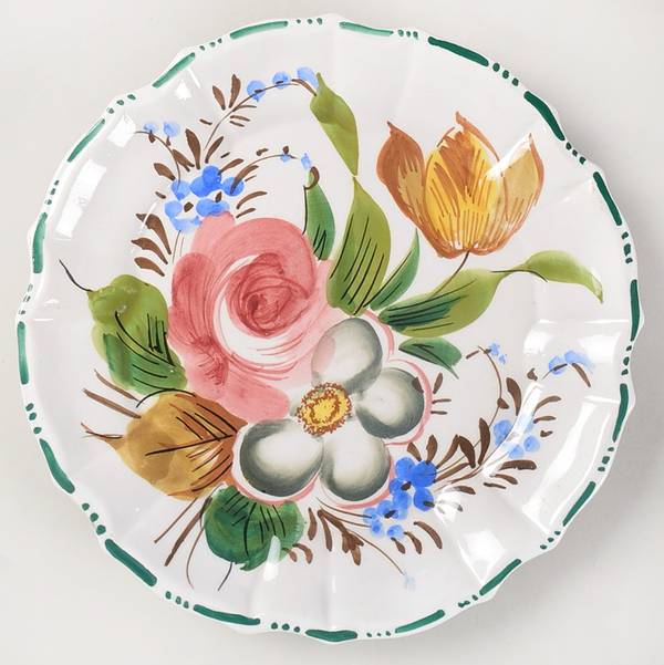 Nove Rose Salad Plate