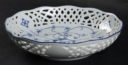 INW1 7'' Pierced Round Bowl