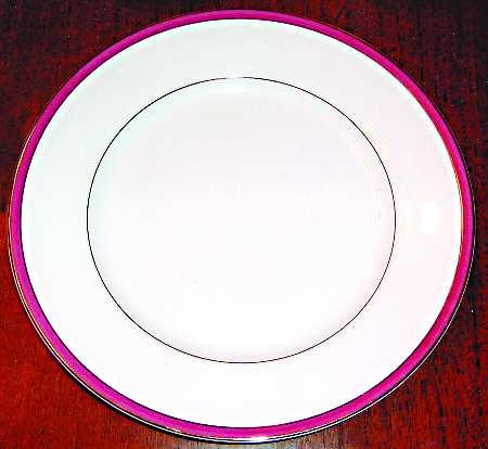 Aristocrat Fuchsia by International