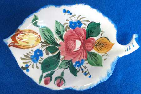 A-691 Leaf Shaped Dish