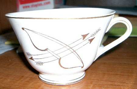 Lavenia Footed Cup