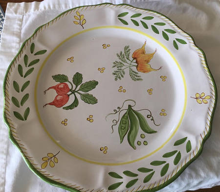 Majilly 14" Chop Plate (Round Platter)