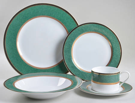 Fifth Avenue Emerald 5 Piece Place Setting