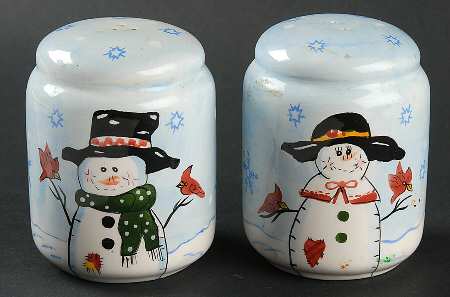 Holly Tree Salt & Pepper Set
