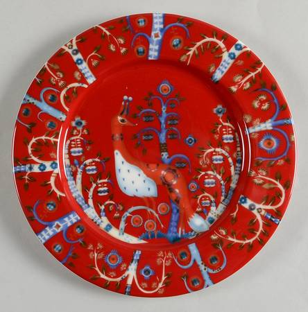 Taika Red Salad Plate