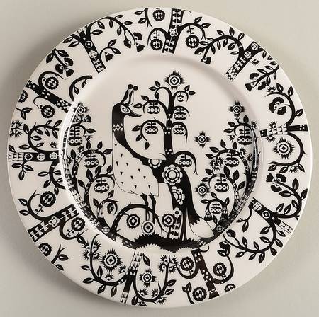Taika Black Salad Plate