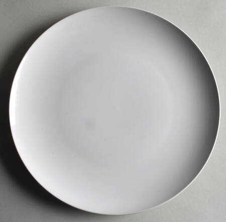 Fargrik White Dinner Plate
