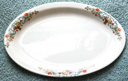 ILL20 10" Oval Serving Platter