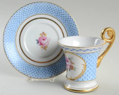 ISO3 Footed Cup & Saucer Set