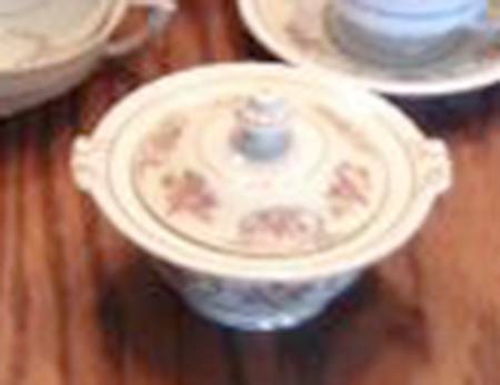 IMB42 Sugar Bowl & Lid