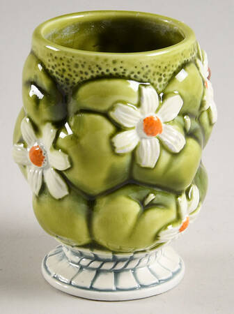 Green Apples & Daisies Glassware Juice