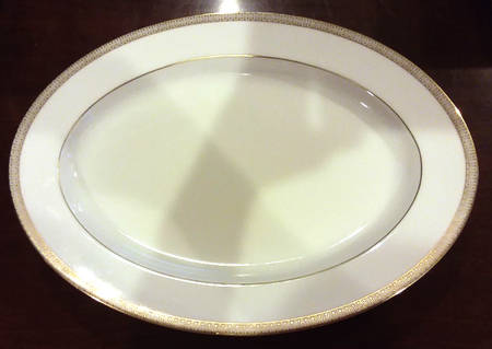 Tradition 14" Oval Serving Platter