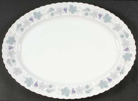 Bordeaux (E & R) 14" Oval Serving Platter by Jaeger