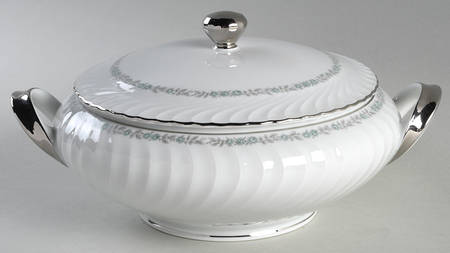 Haverford Round Covered Vegetable