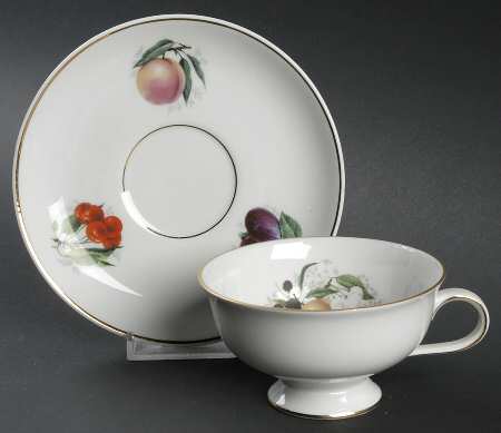 JAE20 Footed Cup & Saucer Set by Jaeger
