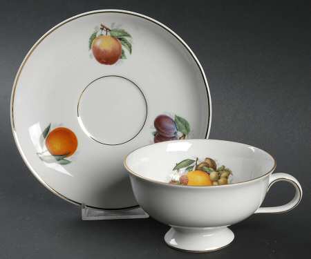 JAE20 Footed Cup & Saucer Set by Jaeger