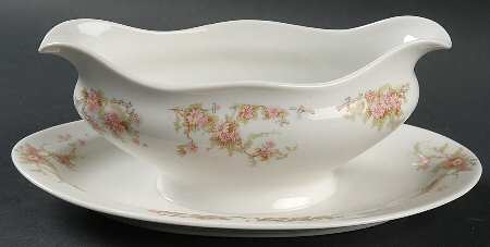 Nuremberg Gravy Boat with Attached Underplate