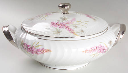 Mayflower Round Covered Vegetable
