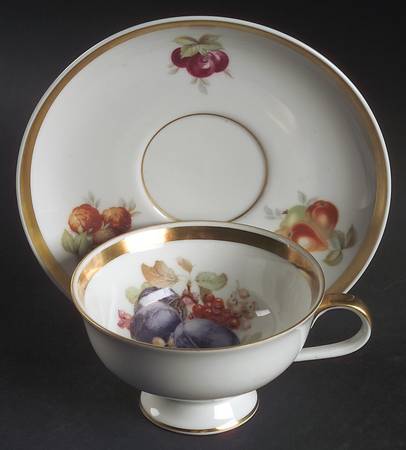 Orchard Footed Cup & Saucer Set