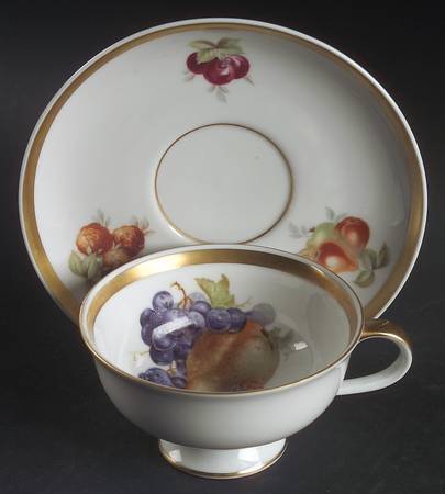 Orchard Footed Cup & Saucer Set
