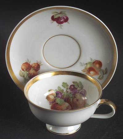 Orchard Footed Cup & Saucer Set