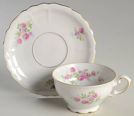 Rambler Rose Footed Cup & Saucer Set