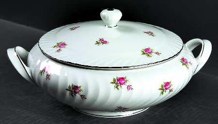 Rosemarie (Swirl Edge, Platinum Trim) Round Covered Vegetable