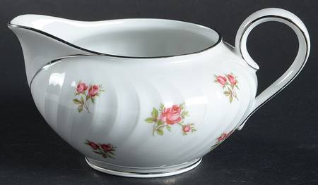 Rosemarie (Swirl Edge, Platinum Trim) Creamer
