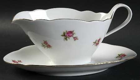 Rosemarie Gravy Boat with Attached Underplate