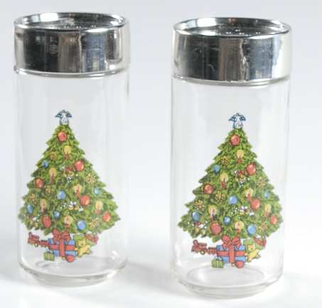 Christmas Treasure Glassware Salt and Pepper Set