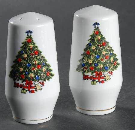 Christmas Treasure Salt & Pepper Set