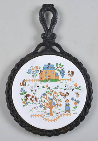 Country Home Trivet-Round/Metal Frame