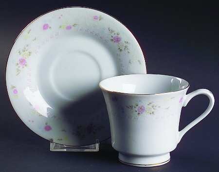 Romance Flat Cup & Saucer Set