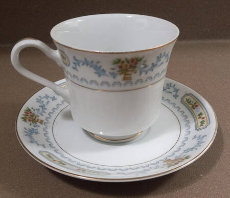 Abundance Footed Cup & Saucer Set