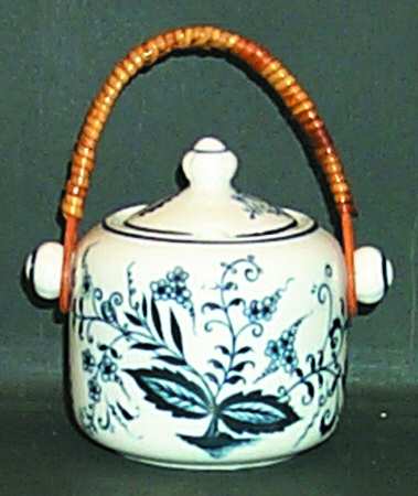 Blue Onion (Earthenware, Innerband) Jam/Jelly & Lid