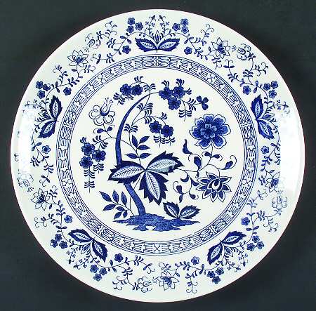 Blue Onion (Earthenware, Innerband) 11" Chop Plate (Round Platter) by Japan