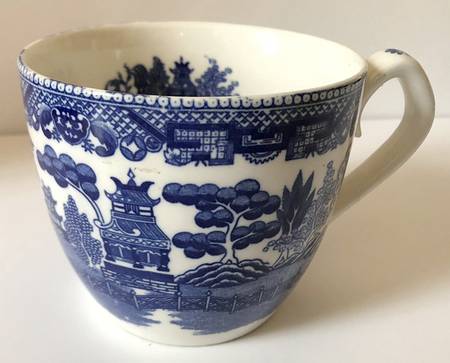 Blue Willow (No Gold, "Japan" Only) Oversized Cup