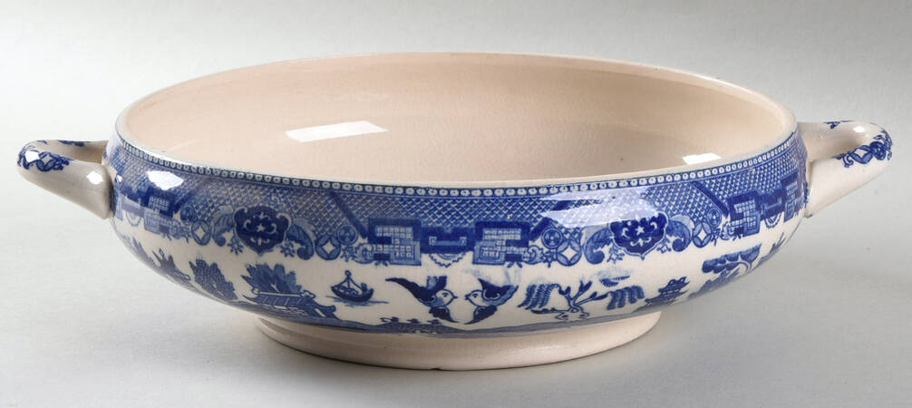 Blue Willow (No Gold, "Japan" Only) Round Vegetable No Lid