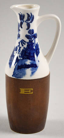 Blue Willow (No Gold, "Japan" Only) Cruet No Wood Stopper