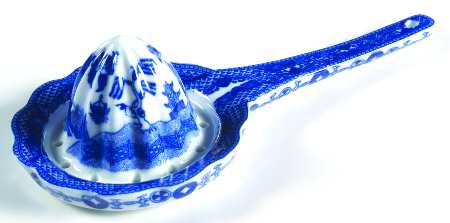 Blue Willow (No Gold, "Japan" Only) Lemon Juicer W/Handle