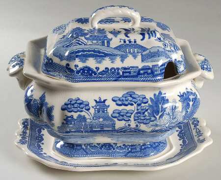 Blue Willow (No Gold, "Japan" Only) Small Tureen w/Lid & Underplate