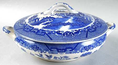 Blue Willow (No Gold, "Japan" Only) Round Covered Vegetable