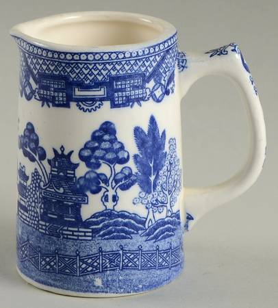 Blue Willow (No Gold, "Japan" Only) 6 Oz Jug
