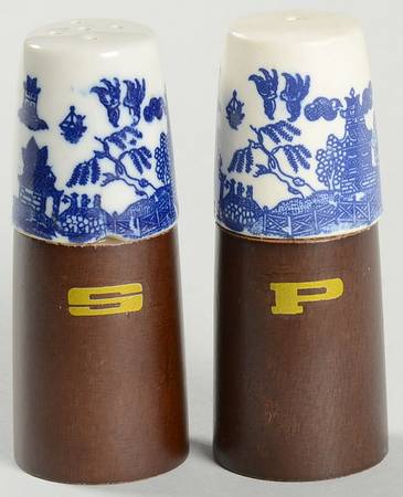 Blue Willow (No Gold, "Japan" Only) Ceramic and Wood Salt & Pepper Set