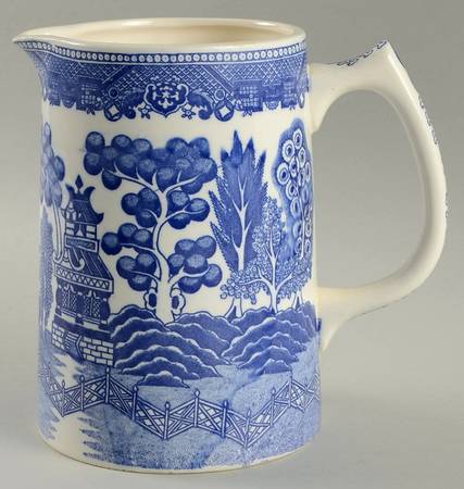 Blue Willow (No Gold, "Japan" Only) 32 Oz Jug