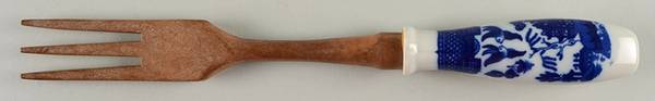 Blue Willow (No Gold, "Japan" Only) Fork-Salad Srvg-Wood/Ceramic