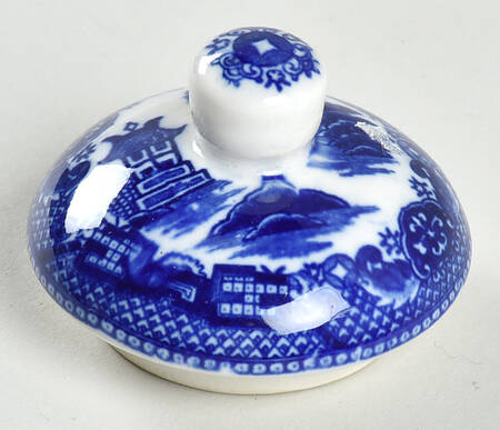 Blue Willow (Occupied, No Trim) Lid for Sugar Bowl