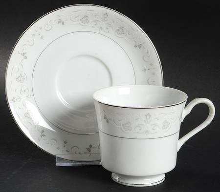 Bonwit Footed Cup & Saucer Set