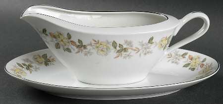 Brook Mere Gravy Boat & Underplate