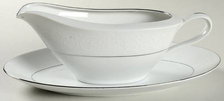 Carmel Gravy Boat & Underplate